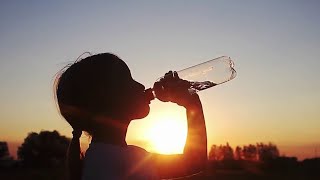 Summer safety tips: Signs of dehydration in kids, finding the right sunscreen