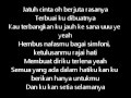 ecoutez jatuh cinta (lirik)