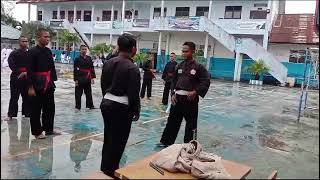 latihan rutin Silat tradisional