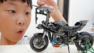 예준이의 슈퍼바이크 장난감 조립놀이  Super Bike Toy Assembly with Power Wheels