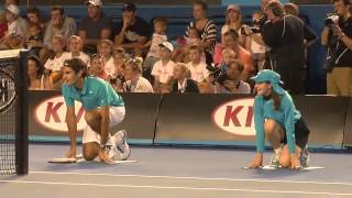 Roger Federer: Ballkid  Australian Open 2013