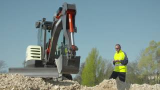 Volvo CE fully electric excavator: the EX02