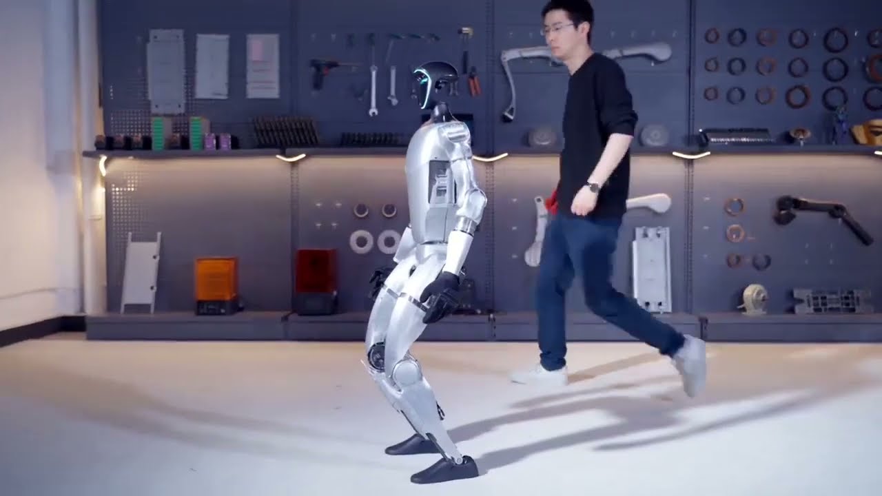 Unitree Unveils New G1 Humanoid Robot - YouTube