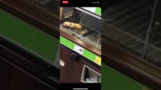 Ratte im Netto Gebäck Abteilung - Ratte im Essen