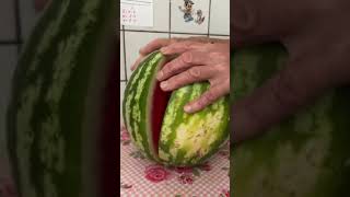 Найбільша ягода у світі!🍉