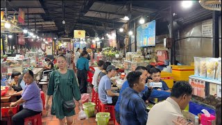 Food Market/ Phsar Toul Tompong in Phnom Penh City, Cambodia