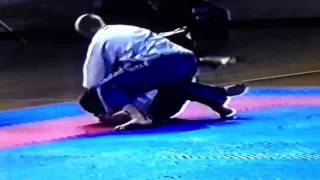 Travis Phippen (USA) vs Mark Hominick (CAN) 2000 Pankration World Championships