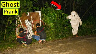 Scary Ghost Attack Prank at NIGHT || Watch "THE NUN" Prank On Public Reaction (Part 8)- 4 Minute Fun