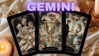 GEMINI 🔥THIS PERSON IS MADLY IN LOVE WITH U😍&FINAL DECISION THEY WANNA MAKE IT OFFICIAL WITH U💍