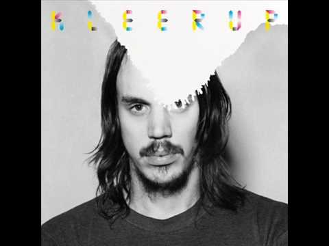 Kleerup with Lykke Li - Until we bleed (HQ) Kleerup with Lykke Li - Until we bleed (HQ)