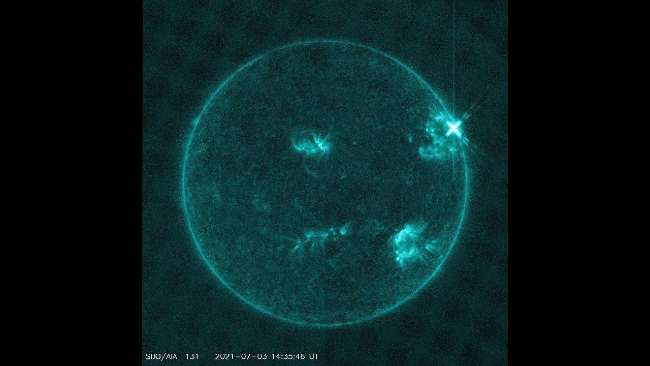 A Major X Class Solar Flare Just Slammed Into Earth - YouTube