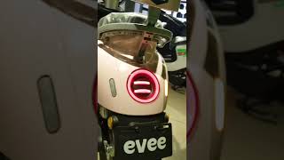 Evee Nisa Scooter in Peach Color