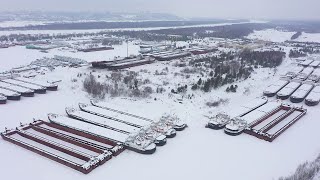 Зимний судоремонт на Волге