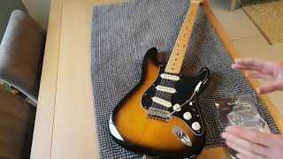 PART 4 Squier Affinity Stratocaster Wilkinson/ Musiclily big block Tremolo. GENUINE WILKINSON?