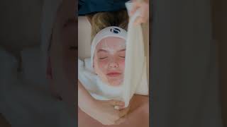 iS CLINICAL FOAMING ENZYME FACIAL