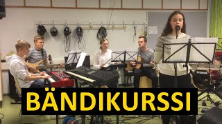 Kuhmon yhteislukion musiikkilinjan abien bändikurssi