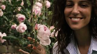 Colour \u0026 Wonder: At Home With Yasmin Sewell, Founder of Vyrao