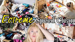 HOARDERS! EXTREME SPEED CLEAN! CLEANING, DECLUTTERING AND ORGANIZING! LIVING WITH CAMBRIEA