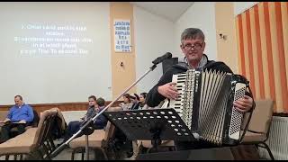 CHIAR CAND LAUDELE MELE (339) - text \u0026 muzica: Nicolae MOLDOVEANU / acordeon si voce: Petrica MOISUC