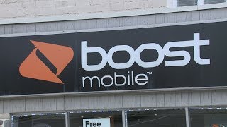 Cellphone store front acted as front for selling stolen goods, police say