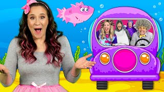 Baby Shark (Wheels on the Bus) 🦈🚌 - Kids Songs & Nursery Rhymes