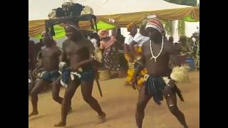 Watch the Abiriba war dance at the 2017 Igu Aro Ndigbo at Nri, Anambra State