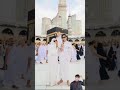 Umrah bareng keluarga memang impian banyak orang