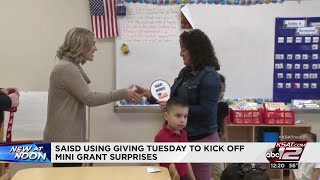 SAISD Foundation surprises teachers with $500 mini-grants