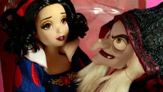 Disney Designer Fairytale Dolls : Snow White and Witch : Heroes VS Villains