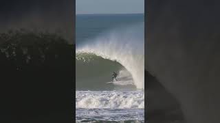 Nice big right barrel #barrelsurfing  #wavesurf #surfing #surfers #rawpovsurf #ocean