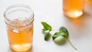 How to Make Mint Jelly (only 4 ingredients!)