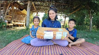 แกะกล่องของฝากจากฝั่งไทย🇹🇭ในกล่องมีอไรบ้าง??|ໄດ້ຮັບກ່ອງປິດສະຫນາຈາກໄທ#ลี่สาวลาวล้องชาน