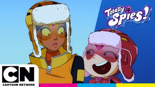 Moon Cheese! | Totally Spies! | @cartoonnetworkuk