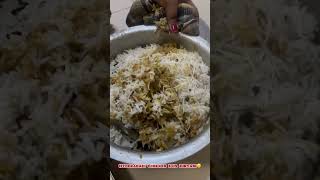 Hydrabadi Chicken Dum Biryani କାହାକୁ ପସନ୍ଦ କୁହ? #shorts #trending #viralvideos #food #foodie