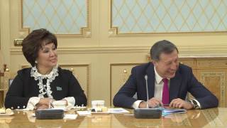 Назарбаев рассказал, как понравиться женщине