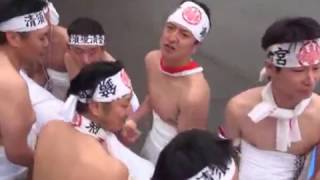 国府宮はだか祭（清須慶清会）：儺追笹にもさらしを巻くぞ！