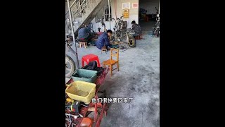 电动车摩托车维修学习现场，每天都是手把手教，30天让你入门成为修车师傅#摩托车维修 #电动车维修 #伍哥修车