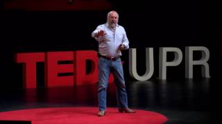 "Look in the Poop for the Scoop" | Gary Toranzos | TEDxUPR