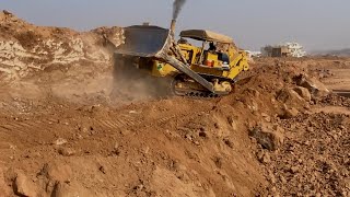 Wow Amazing!! Komatsu Dozer In Action