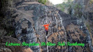 Atraksi Ngeri Berjalan Di Atas Tali Tambang || HUT RI KE 79