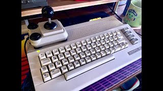 Commodore 64C RADIO with 8580 R5 SID Chip. Let's play some music! (REAL HARDWARE)