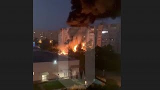 4 Tote bei Kampfjet-Absturz in Russland: Wohnhaus geht in Flammen auf