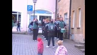 Der Traditionsspielmannszug Mutzschen zum Maibaumstellen in Mautzschen am 30.04.2013 (6/14)