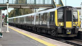 Class 450 - South Western Railway - Ashtead Station - 11th November 2024