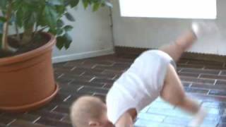 Baby Break Dance