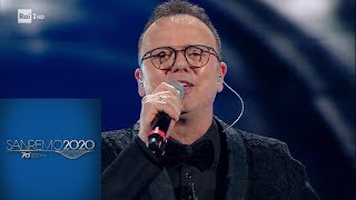 Sanremo 2020 - Gigi D'Alessio canta "Non dirgli mai"