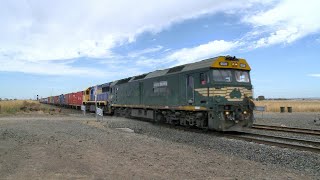 G539 \u0026 XR557 Leading 7902V Container Train From Mildura (8/2/2023) - PoathTV Australian Railways