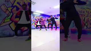 Om Mangalam| Kambakkht Ishq | #akshaykumar #kareenakapoorkhan #bollywoodsongs team LDA #dance #short