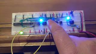 8-bit Turing Complete computer clock circuit