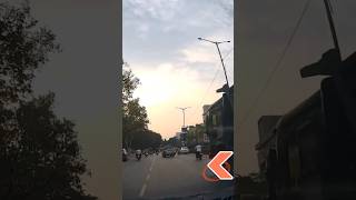 Truck - a heavy vehicle - abruptly changes lane!